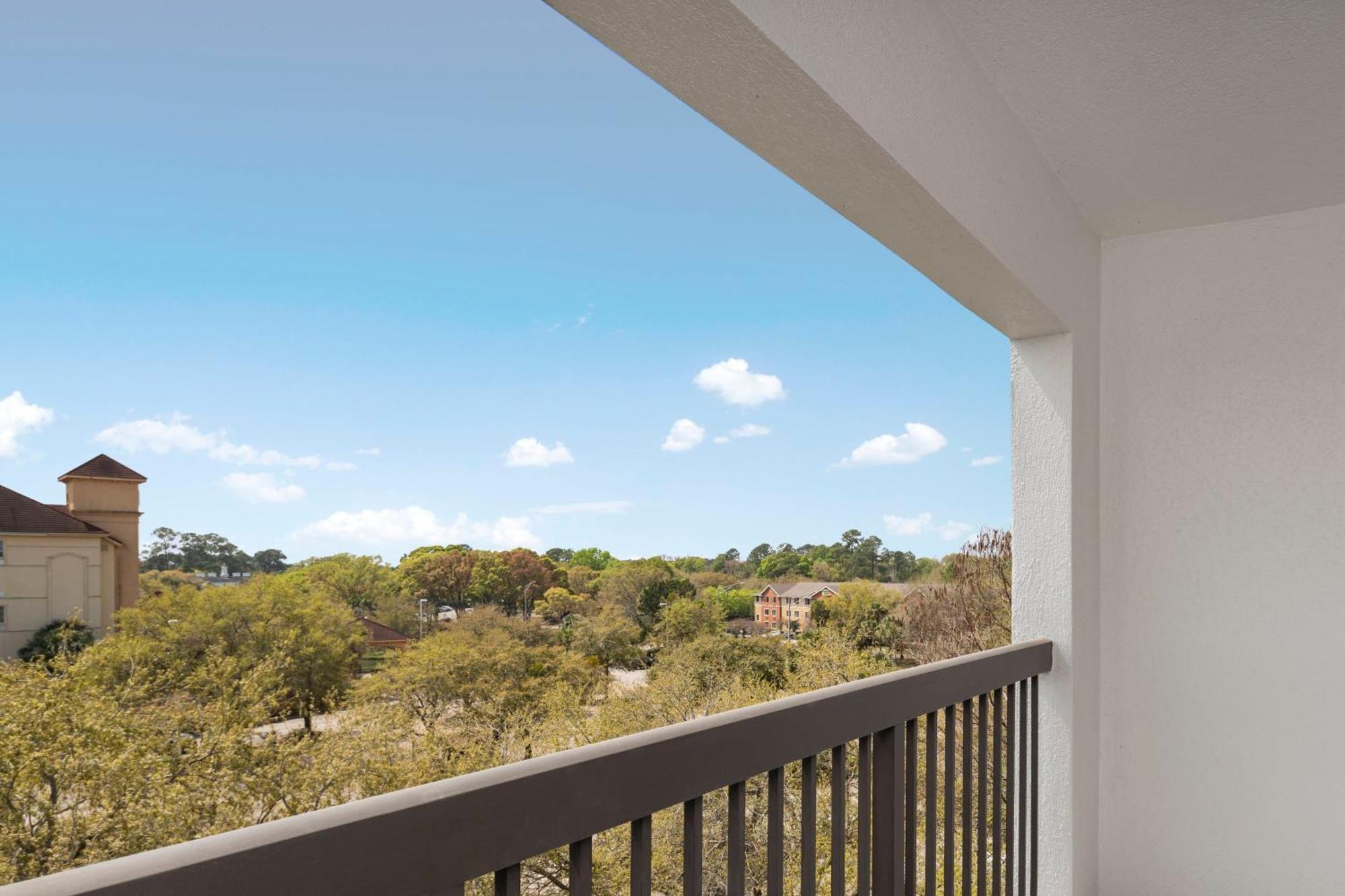 Courtyard Jacksonville Butler Boulevard Exterior photo